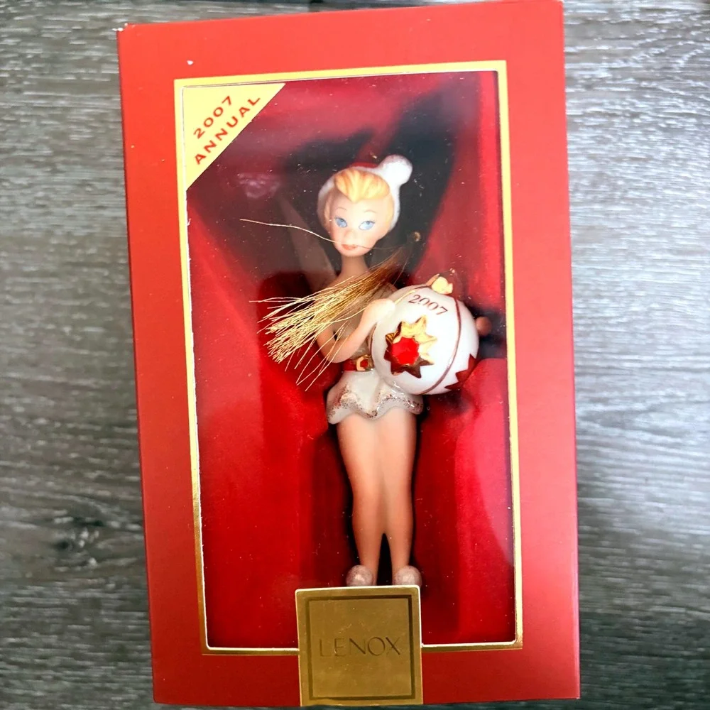 Lenox Disney 2007 Very Merry Tinker Bell Annual Ornament Ivory China Gold Gem